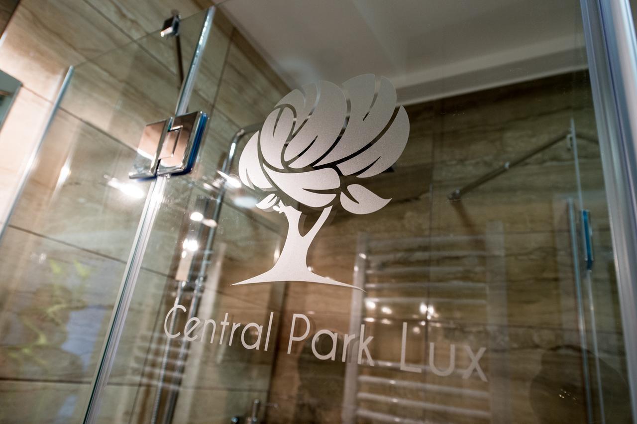 Central Park Lux Arandjelovac Dış mekan fotoğraf